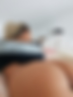 [OnlyFans.com] Kiera Jaston (@kierajaston)/photos/18-08-03 1829188-01 Bubble 1440x1920.jpg