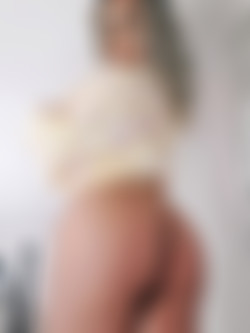 [OnlyFans.com] Kiera Jaston (@kierajaston)/photos/18-09-14 2038073-01 To brighten up your night 1080x1440.jpg