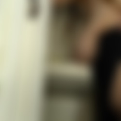 Hugeboobswife